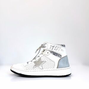 Vintage Havana Dream Silver Star High Top Sneaker Kids Size 4